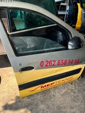Dacia Logan Sağ Ön Kapı çıkma parça