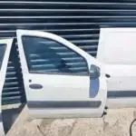 Dacia Logan Sağ Ön Kapı Çıkma