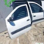 Çıkma Orijinal Sol Ön Kapı Dacia Logan