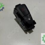 Dacia Sandero Flaşör Düğmesi Çıkma