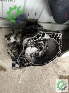 Çıkma Orijinal Şanzıman Komple Fiat Linea