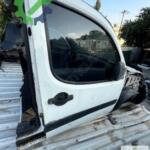 Fiat Doblo Orijinal Çıkma Beyaz Sağ Ön Kapı