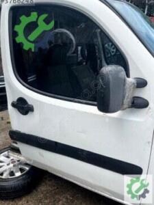Çıkma Sağ Ön Kapı — Fiat Doblo (3. Adet)