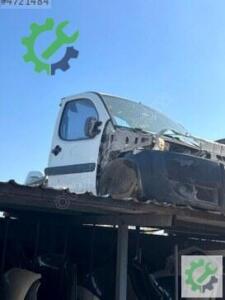 Çıkma Sağ Ön Kapı — Fiat Doblo (2. Adet)