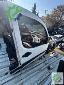 Fiat Doblo Sağ Ön Kapı Çıkma (4. Adet)