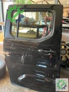 Çıkma Orijinal Sağ Sürgülü Kapı Fiat Doblo