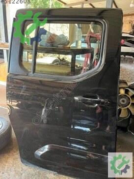 Fiat Doblo Sağ Sürgülü Kapı çıkma parça