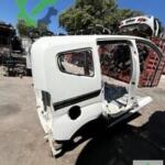 Fiat Fiorino Beyaz Sağ Arka Çamurluk Çıkma