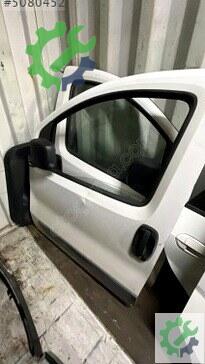 Fiat Fiorino Sol Ön Kapı çıkma parça