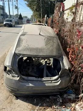 Fiat Egea Arka Çamurluk çıkma parça