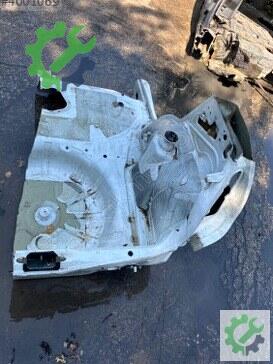 Fiat Palio Sağ Arka Çamurluk çıkma parça