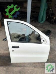 Fiat Palio 1999-2012 Orijinal Çıkma Sağ Ön Kapı