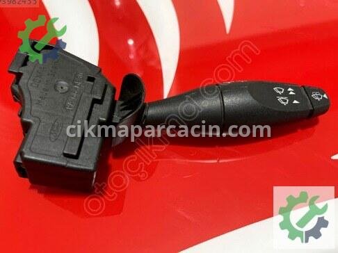Ford Tourneo Connect Silecek Kolu çıkma parça