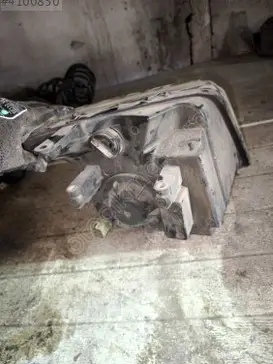 Ford Tourneo Connect Sol Ön Far çıkma parça