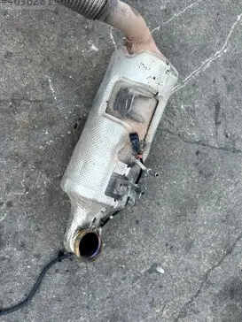 Ford Tourneo Courier Katalizör çıkma parça