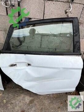 Ford Fiesta Sağ Arka Kapı çıkma parça