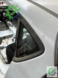 Ford Fiesta Orijinal Çıkma Kelebek Camı