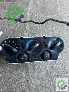 Ford Fiesta Klima Kontrol Paneli çıkma parça