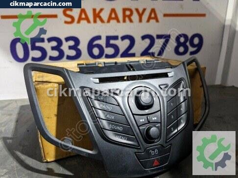 Ford Fiesta Teyp çıkma parça