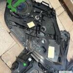 Ford Fiesta Orijinal Çıkma Sağ Arka Cam Krikosu