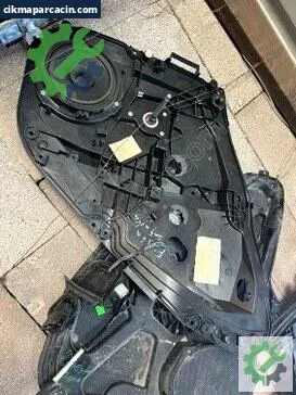 Ford Fiesta Sağ Arka Cam Krikosu çıkma parça