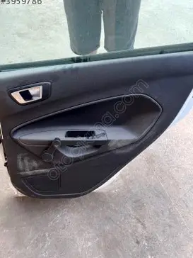 Ford Fiesta Kapı Döşemesi çıkma parça