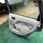 Ford Fiesta Orijinal Çıkma Kapı Döşemesi