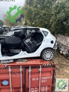 Ford Fiesta Orijinal Çıkma Sağ Arka Kelebek Camı