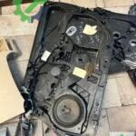 Çıkma Orijinal Sağ Ön Cam Krikosu Ford Fiesta