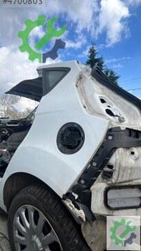 Ford Fiesta Sol Arka Çamurluk çıkma parça