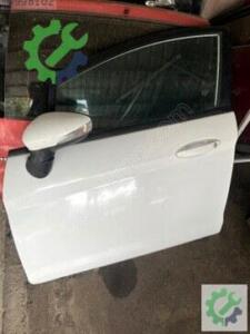 Ford Fiesta Orijinal Çıkma Sol Ön Kapı