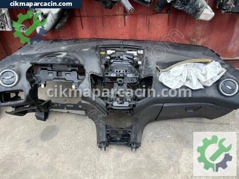 Ford Fiesta Torpido çıkma parça