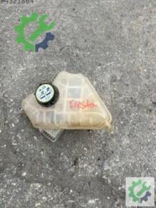 Ford Fiesta Silecek Su Bidonu Çıkma