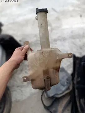 Ford Mondeo Cam Suyu Deposu çıkma parça