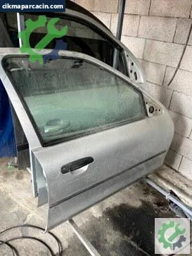 Ford Mondeo Sağ Ön Kapı çıkma parça