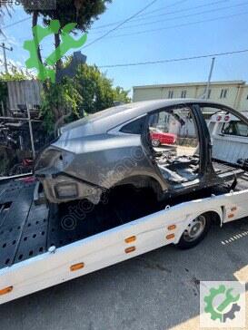 Honda Civic Arka Çamurluk çıkma parça
