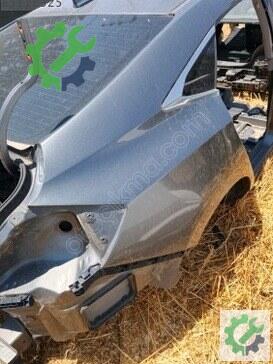 Honda Civic Sağ Arka Çamurluk çıkma parça
