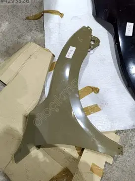 Honda Civic Sağ Ön Çamurluk çıkma parça
