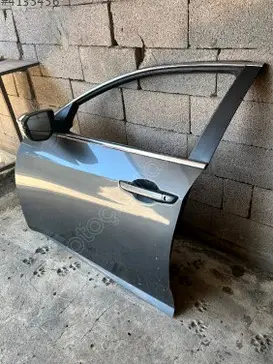 Honda Civic Sol Ön Kapı çıkma parça