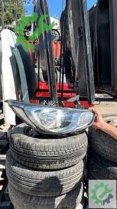 Çıkma Orijinal Sağ Ön Far Hyundai Accent