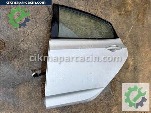 Hyundai Accent Sol Arka Kapı çıkma parça