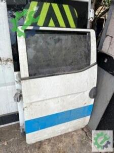 Hyundai H100 Sol Arka Kapı Çıkma