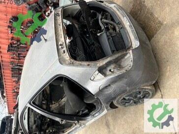 Hyundai i20 Arka Dingil çıkma parça