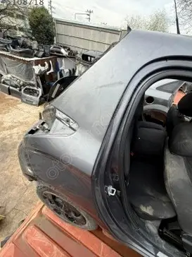 Hyundai i20 Sağ Arka Çamurluk çıkma parça
