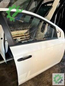 Hyundai i20 Sağ Ön Kapı Çıkma