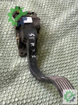 Hyundai Starex Pedal çıkma parça