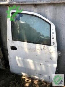 Orijinal Hyundai Starex Sağ Ön Kapı Çıkma