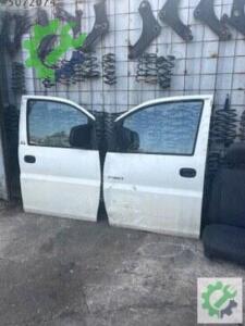 Hyundai Starex Orijinal Çıkma Ön Kapı