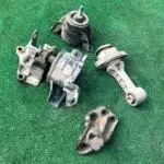 Kia Cerato Motor Takozu Çıkma