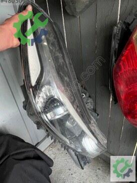 Kia Cerato Sağ Ön Far çıkma parça